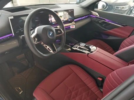 BMW i5 35 L M sport 2025 новый в Наличии