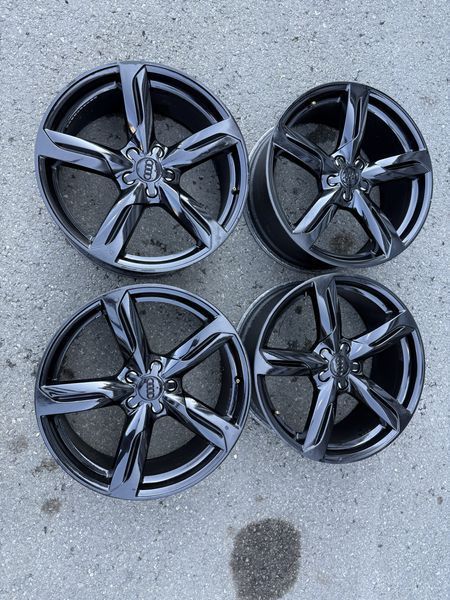 20цола Audi Ауди 4бр Оригинални