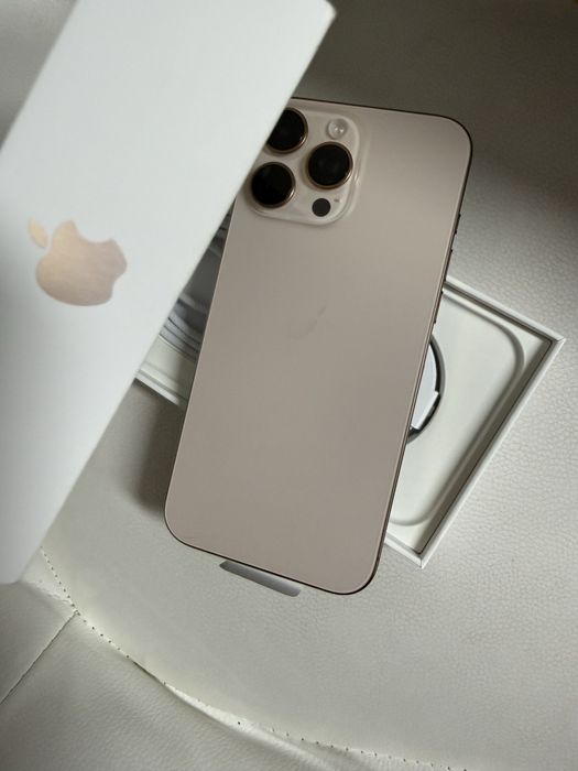 Iphone 16 pro max desert titanium