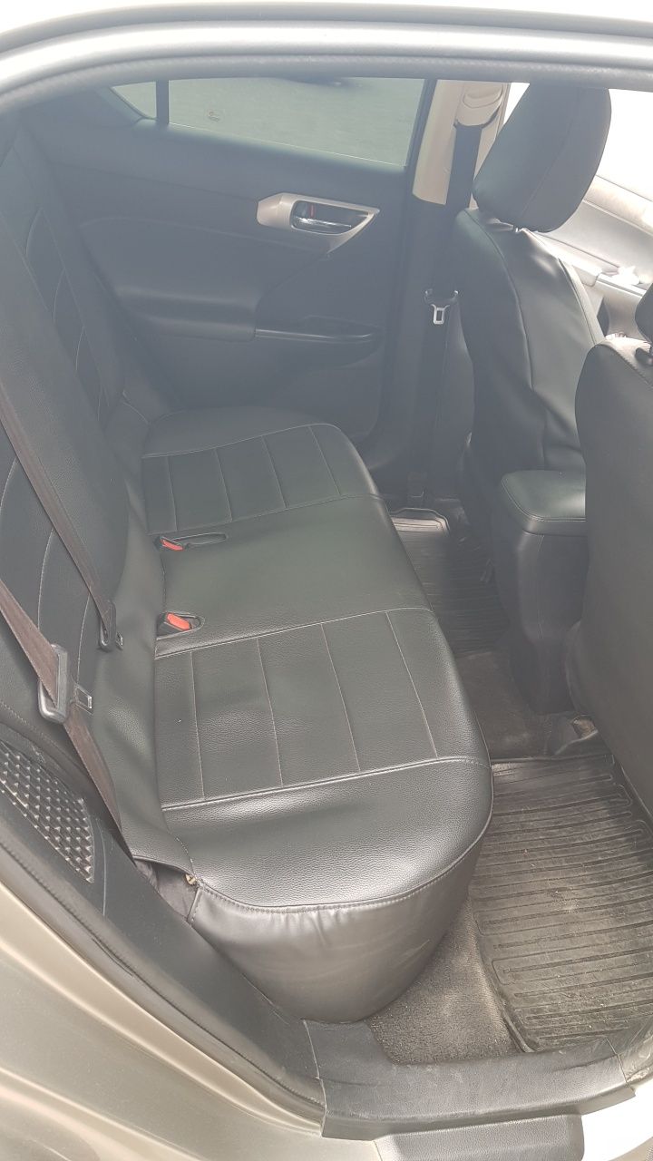 Lexus CT200H hibrid