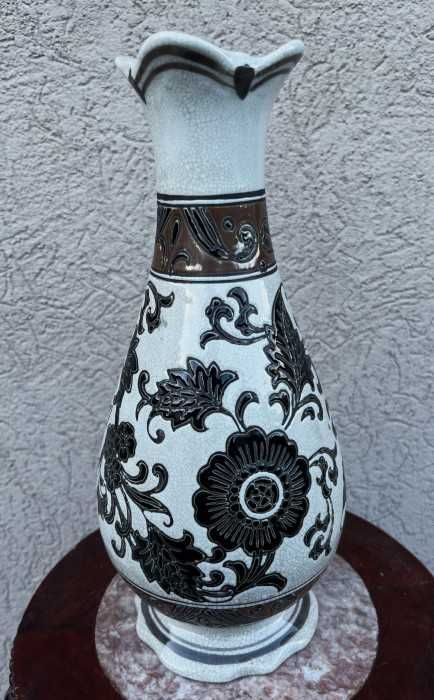 Rafinata vaza din ceramica emailata-model floral stilizat-Belgia