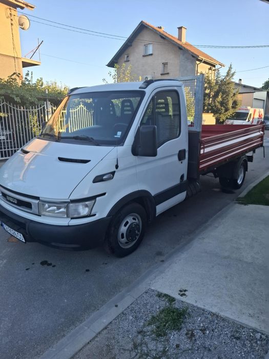 Продавам  IVECO Daili 35C13