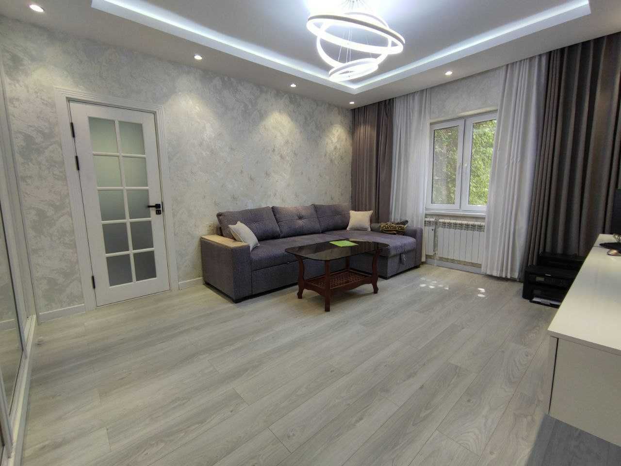 1в2-х комнатная квартира ул. Новомосковская компактная ID: 3590