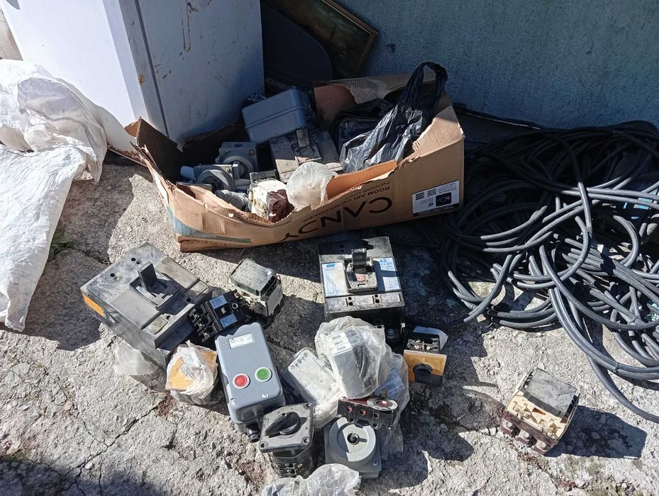 Контактори шалтери