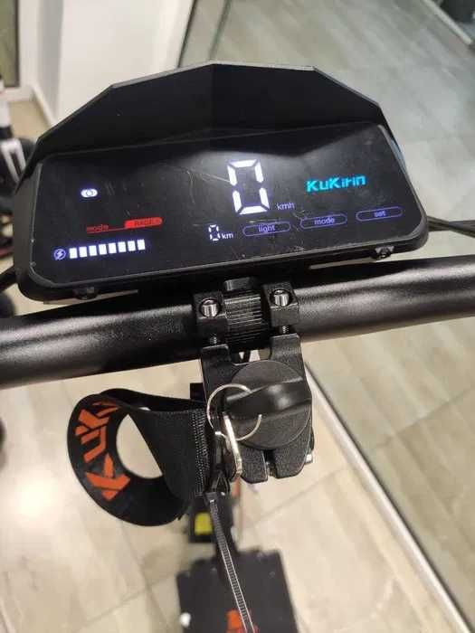 Електрическа тротинетка Kukirin G4