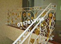 Balustrade din fier forjat și băncii stradale