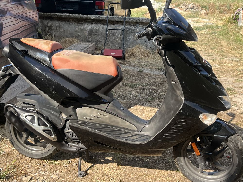 Aprilia Sr 50 49СС