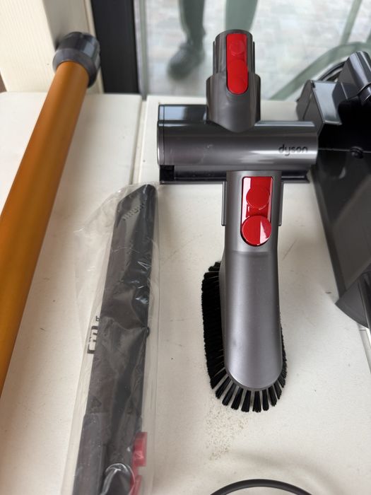 Accesorii aspirator dayson V8 absolute