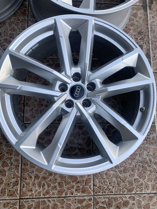 Оригинални джанти 21 цола Audi S8/S8 plus