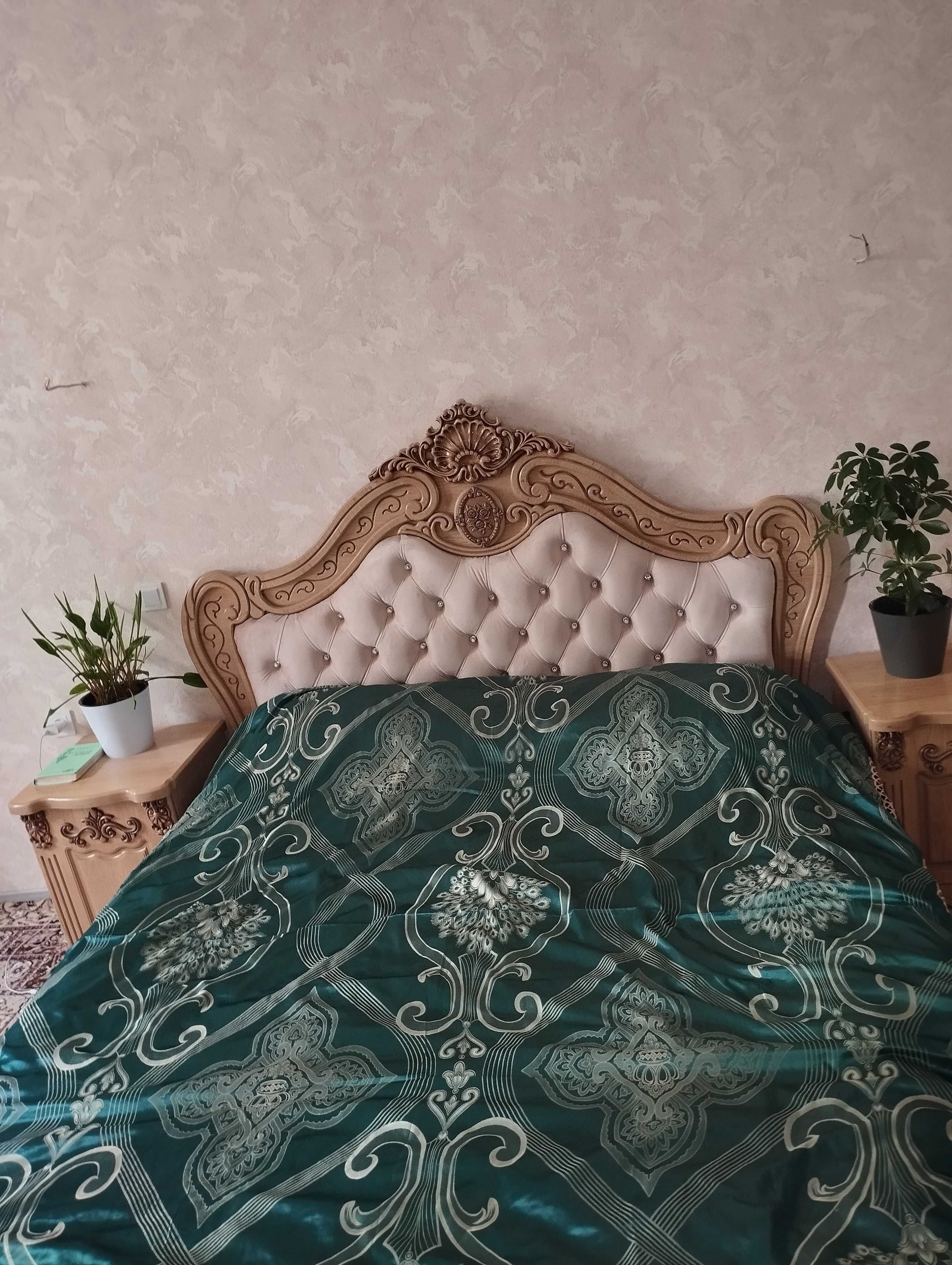 Спальный гарнитур янги холатда