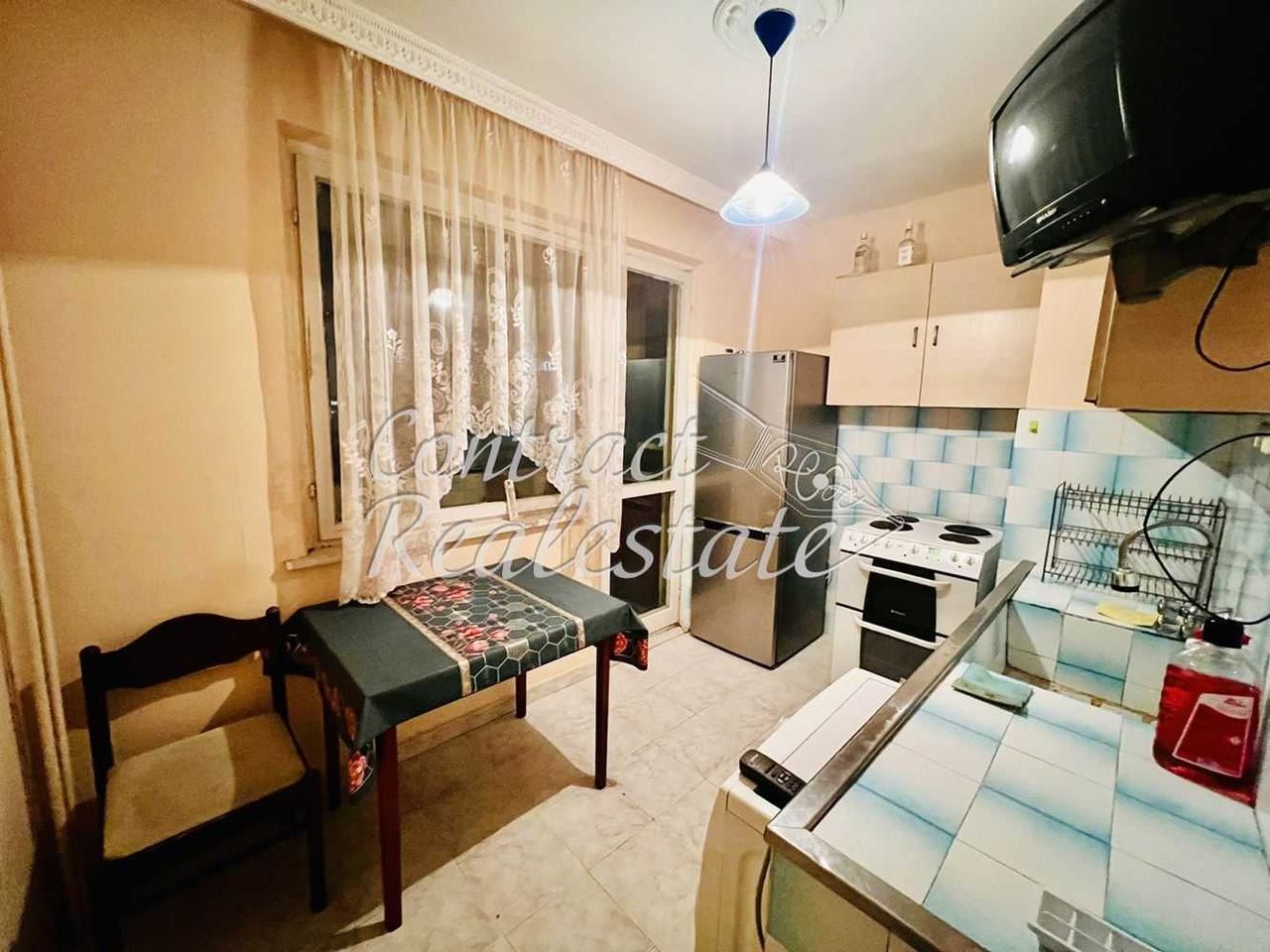 Дава се под наем Тристаен апартамент в Варна, Електрон - 70 кв.м за 357 € - Снимка #6