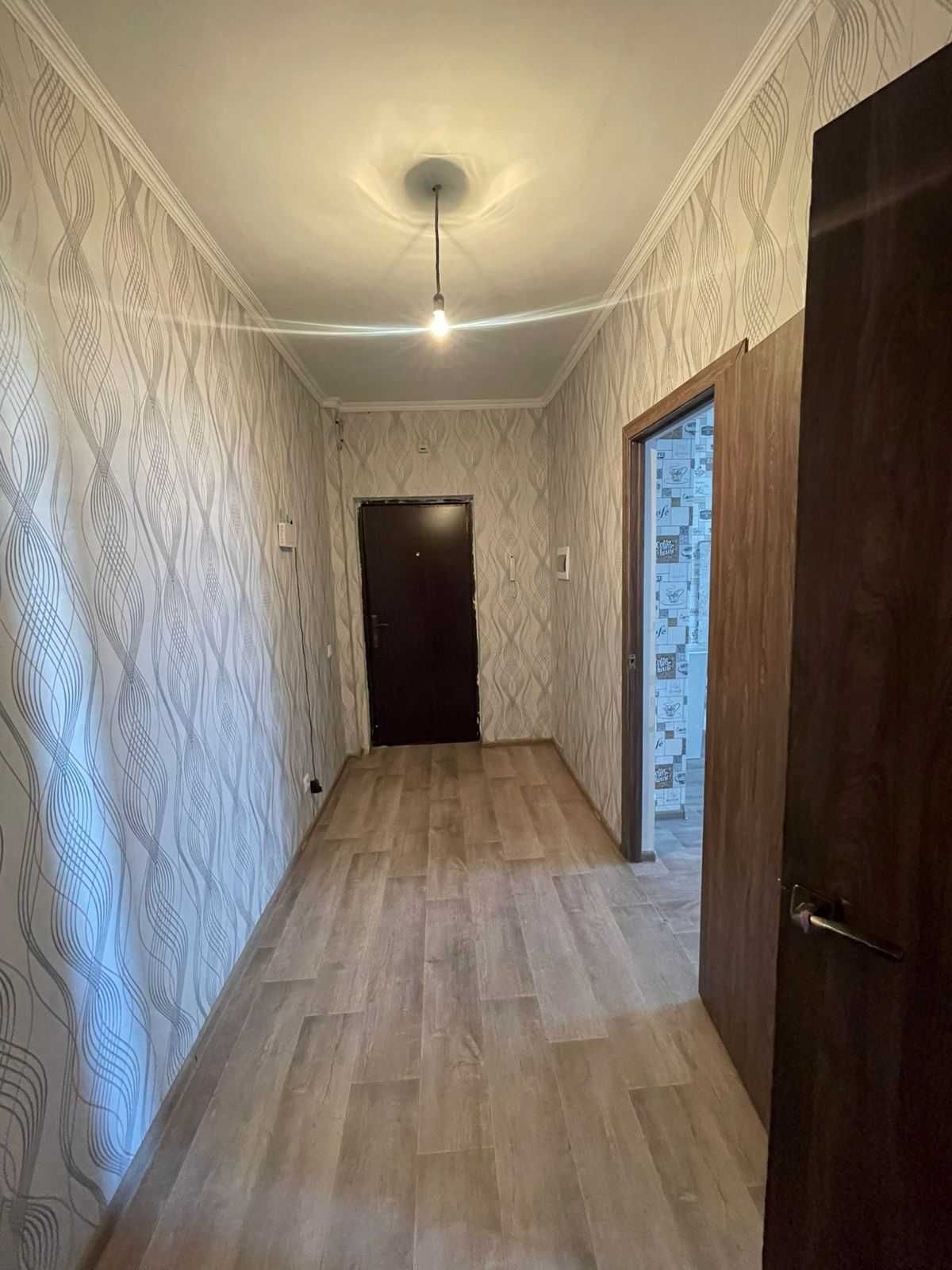 Квартира 1 комнатная 42 кв.м. Туран 1