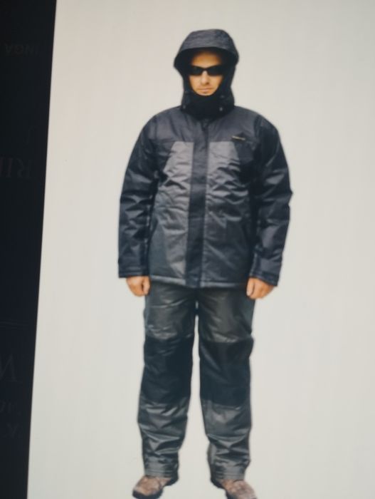Costum impermeabil cu pantaloni salopeta gros impermeabil M nepurtat