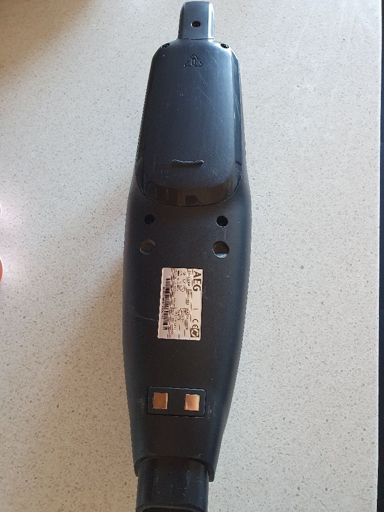 Aspirator AEG QX8 Animal