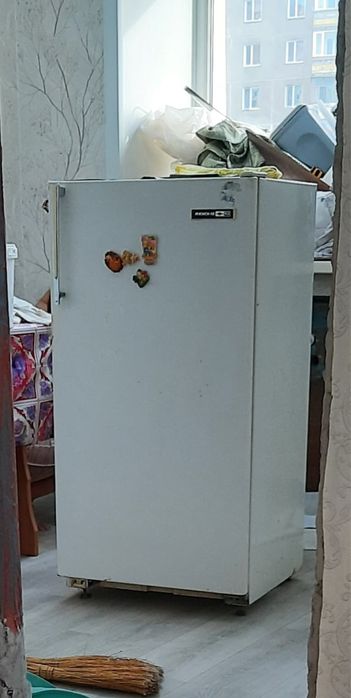 Продам холодильник