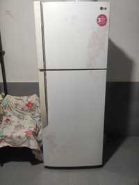Продается холодильник LG б\у в отличном состоянии