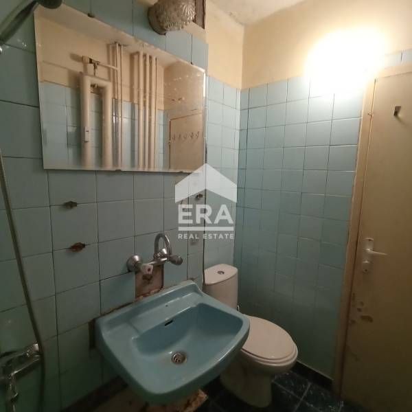 Продава се Тристаен апартамент в София, Люлин 3 - 84 кв.м за 1124 €/кв.м - Снимка #9