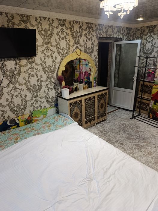 Квартира находится в центре города Регистане