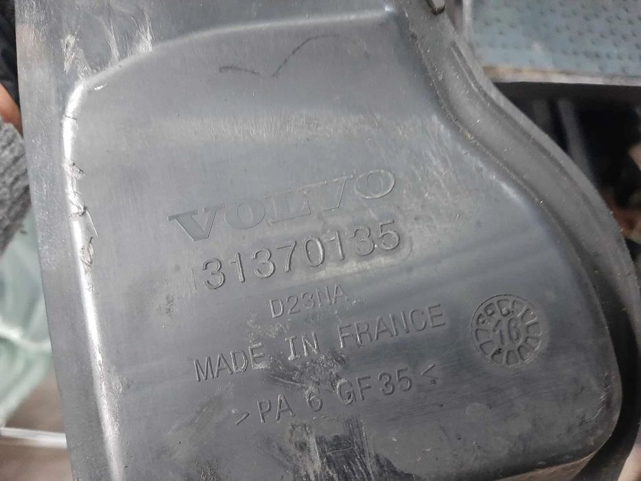 rezonator aer  2.0 d d4204t8  volvo v40 v60  31370135