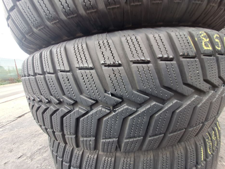4 anvelope iarna 185/65r15 Vredestein Montaj Gratuit