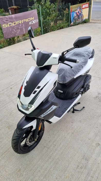 Scuter Keeway Fact Evo 50 cc (permis AM, B) + casca cadou