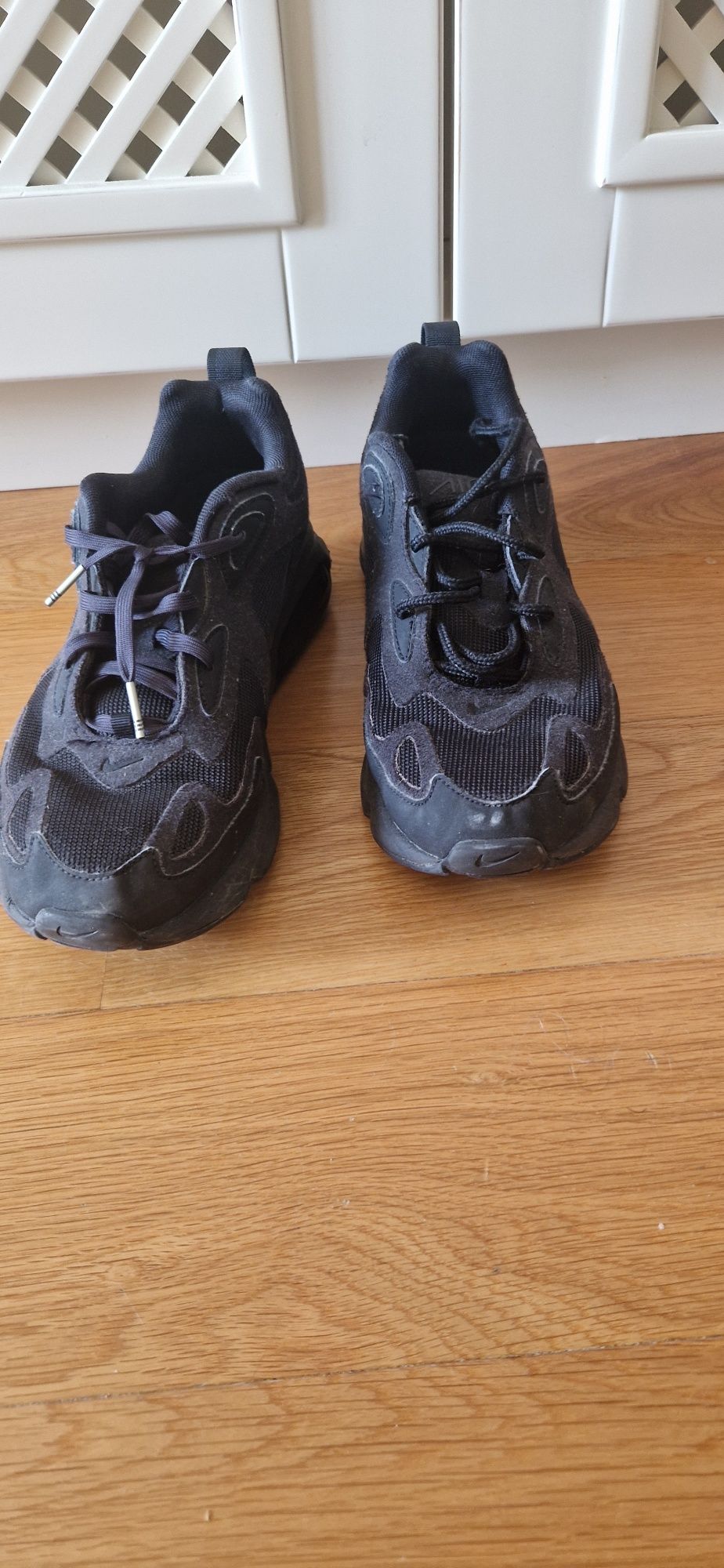 продавам маратонки nike