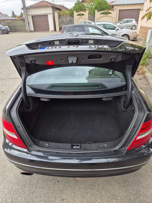 Mercedes C180 Coupe AMG Facelift 2012 Automata 7G-Tronic