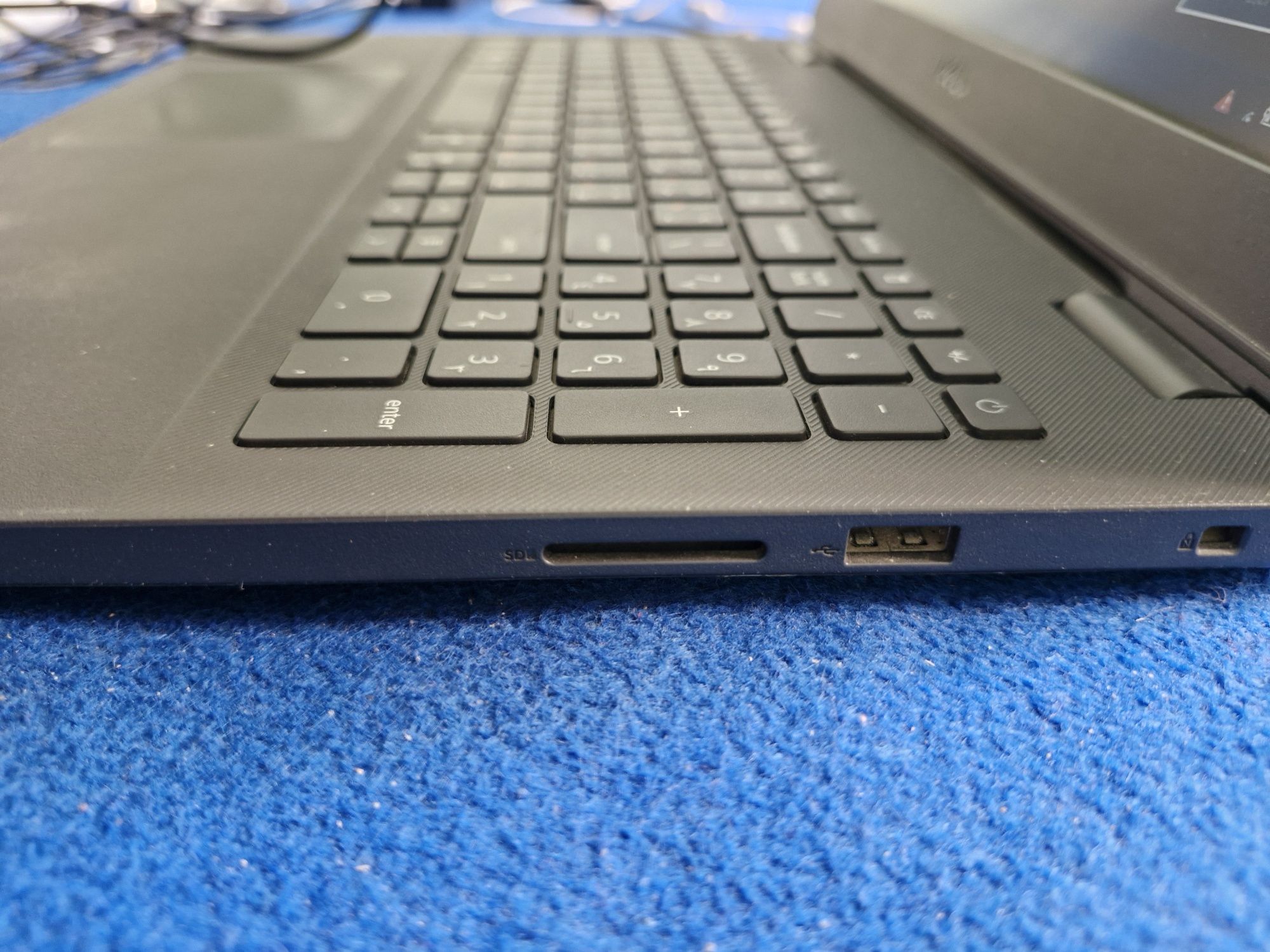 Dell noutbuk 1trb