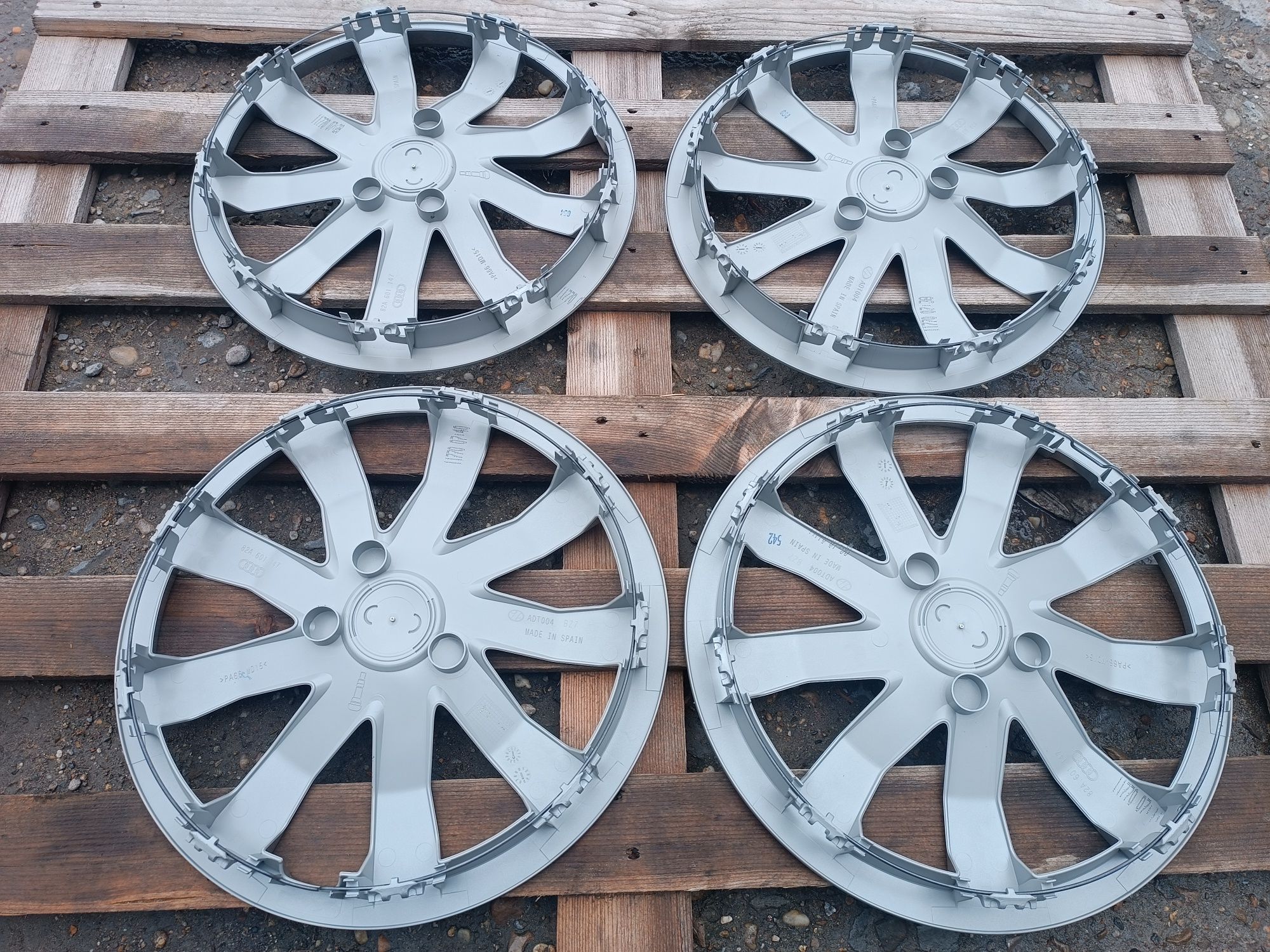 Оригинални тасове Audi 15 цола