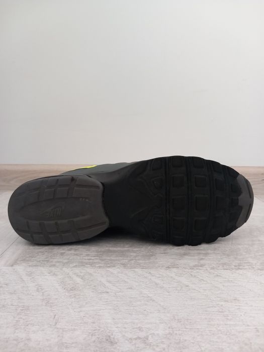 Обувки Nike air max INVIGOR