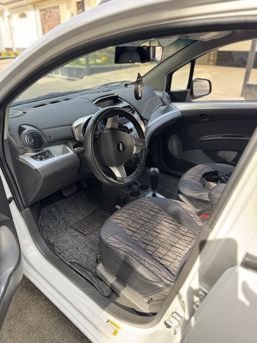 Spark Sotladi moshina ideall metan gaz