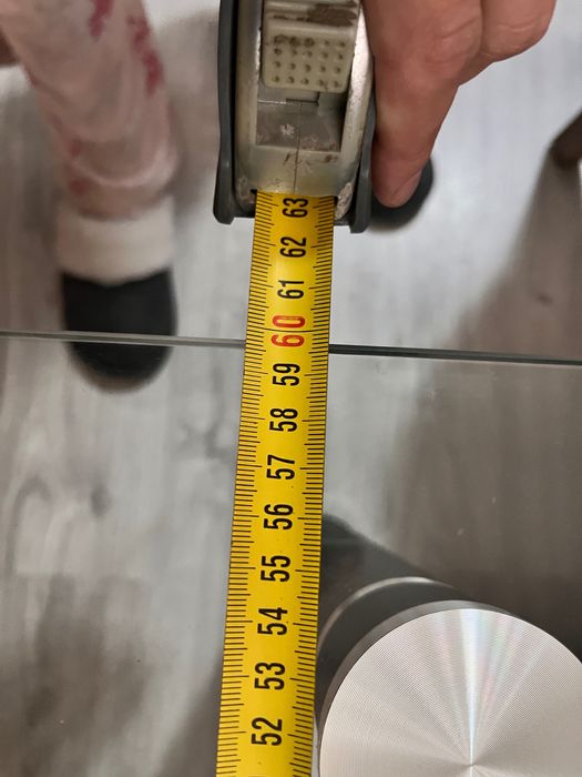 Măsuță de cafea din sticlă securizată+ 2 tabureți.