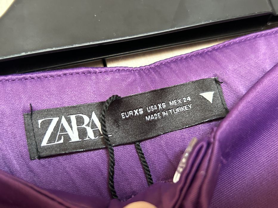 Дамски панталон ZARA – S размер, сатенен