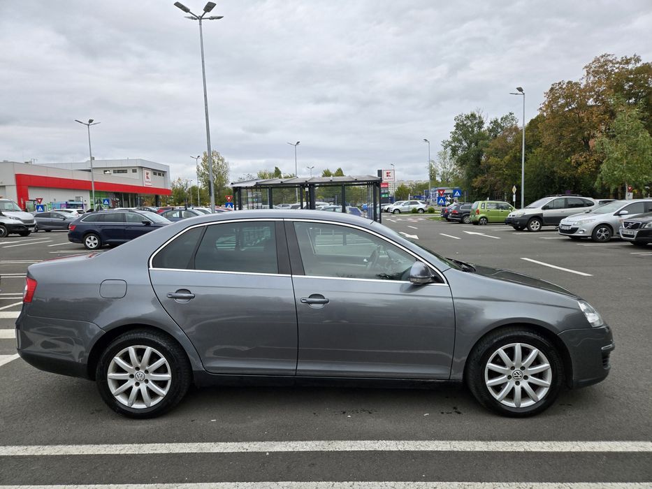 Vw JETTA 2.0 DSG Propietar STARE PERFECTA Inmatriculata