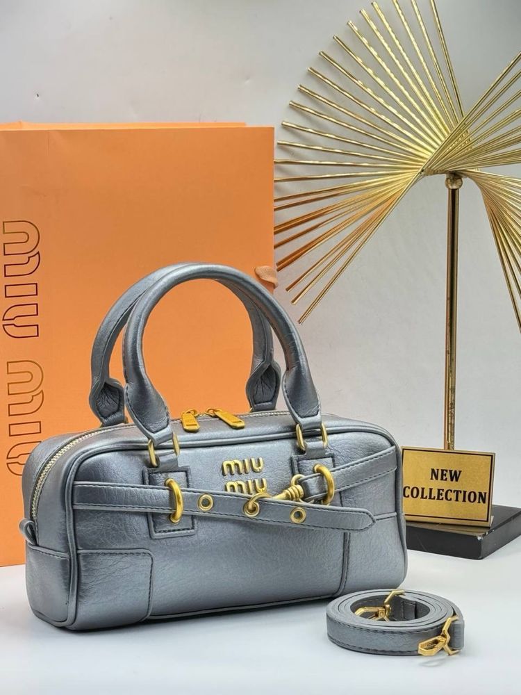 Geanta Miu Miu Noua !!! Dimensiuni 27/14 !!!