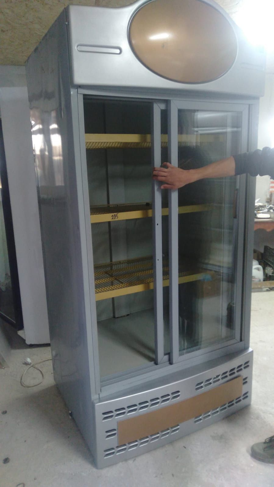 Шкаф холодильники
