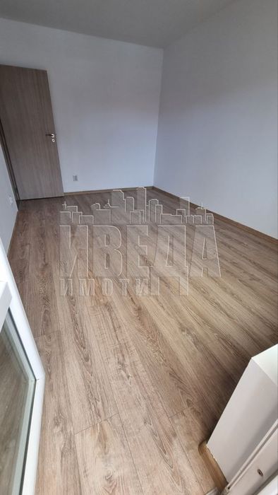 Продава се Тристаен апартамент в Варна, Конфуто - 62 кв.м за 2678 €/кв.м - Снимка #2
