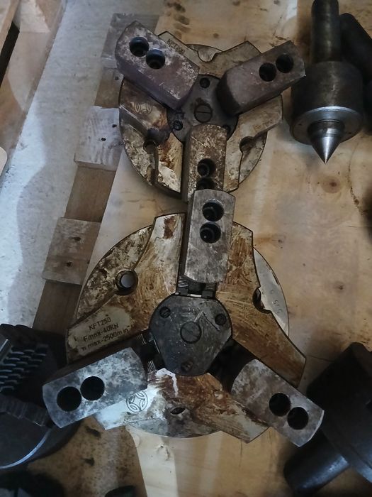 Universale strung CNC