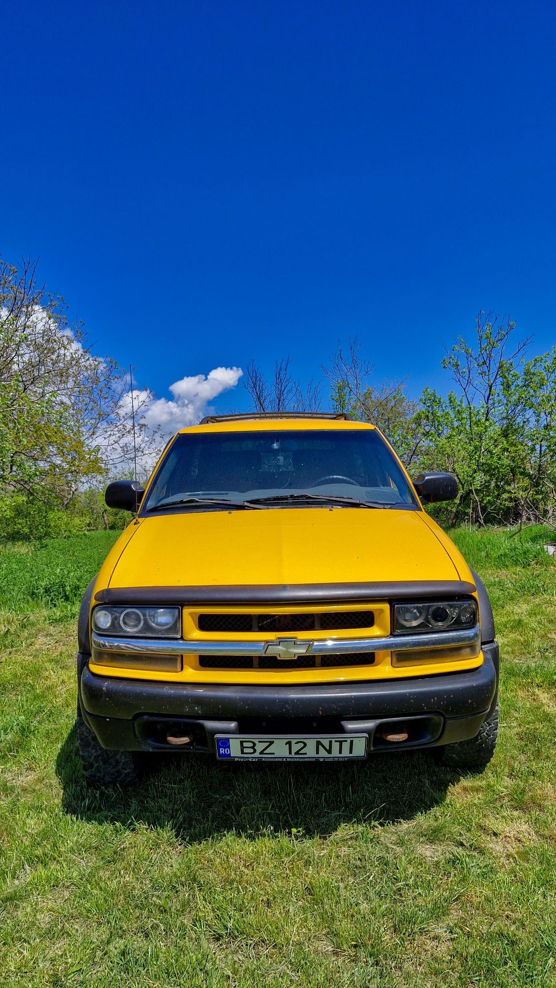 Vând sau schimb Chevrolet Blazer 4x4