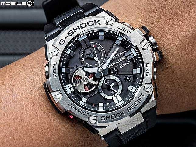 Мъжки часовник Сasio G-Shock GST-B100-1A,соларна батерия