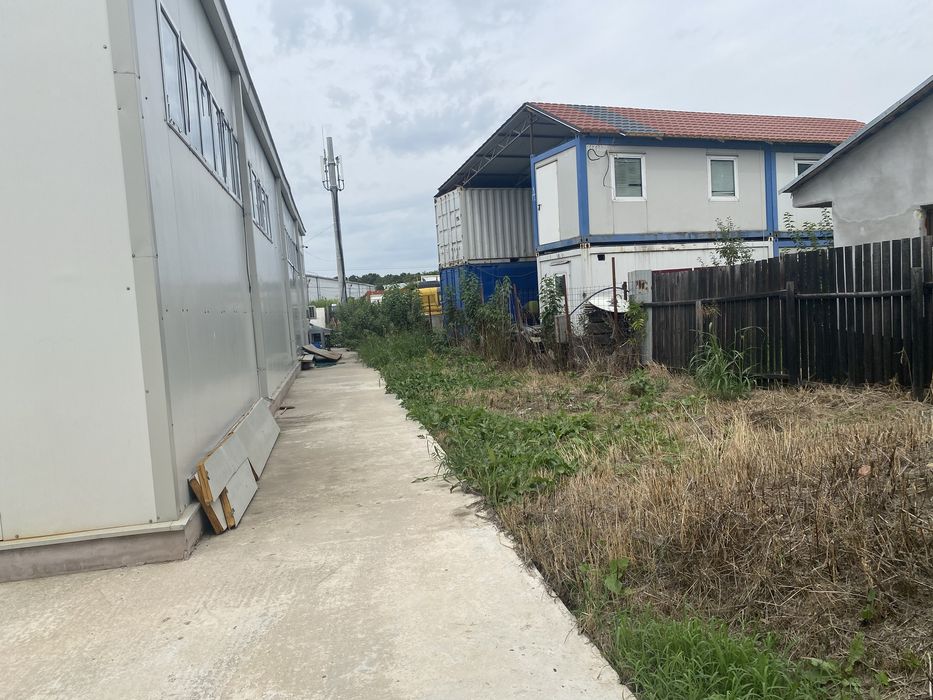 Hala de vanzare,Pantelimon