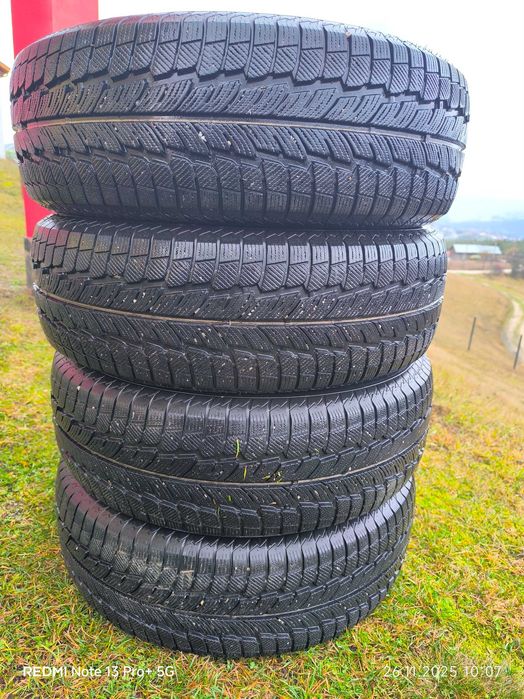 Зимни гуми 235 65 17, дот 21 г.