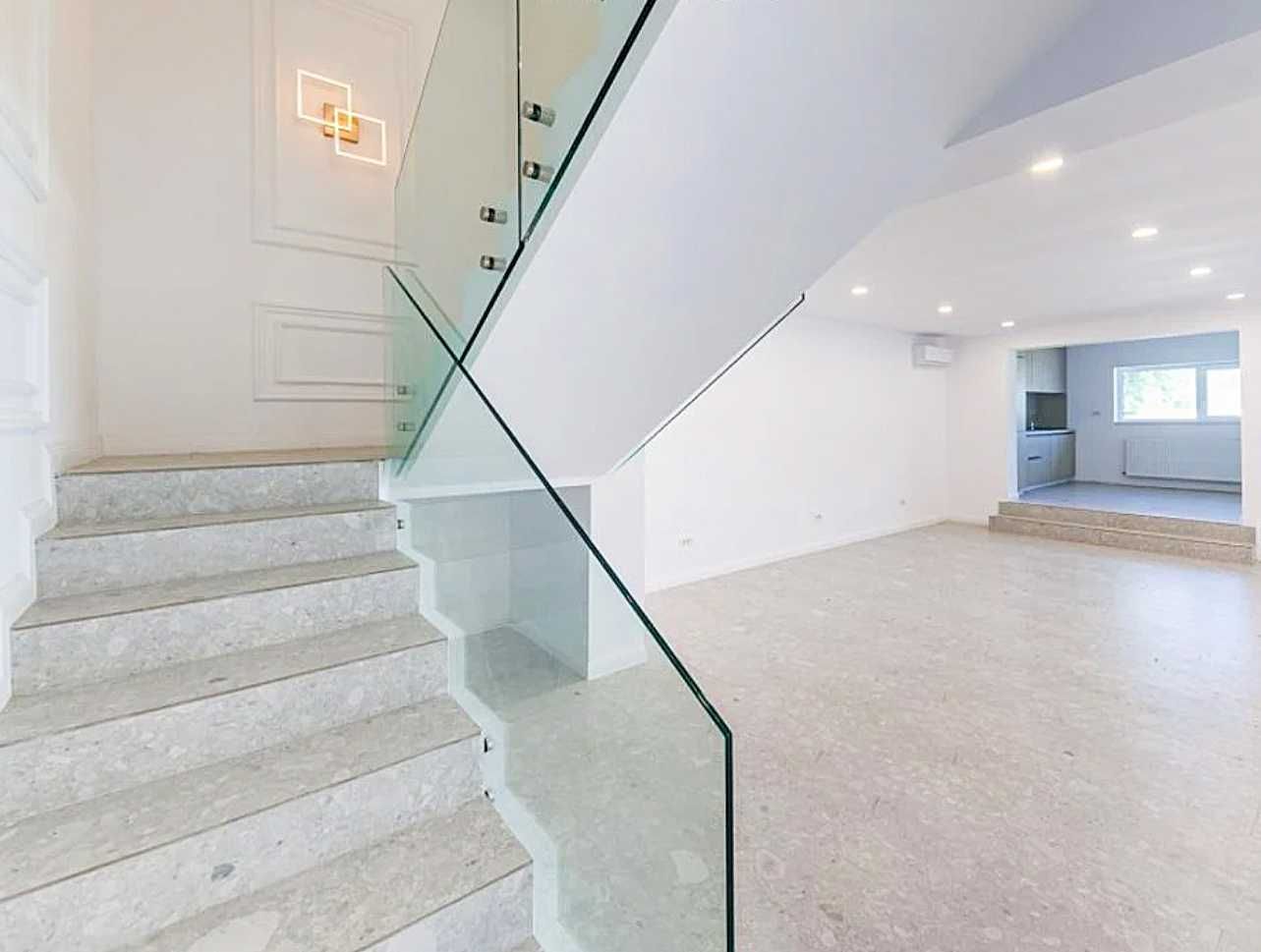 Inchiriez spatiu pt birouri 700 mp -direct de la proprietar