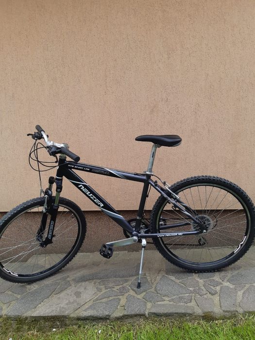 Bicicleta cu echipament shimano