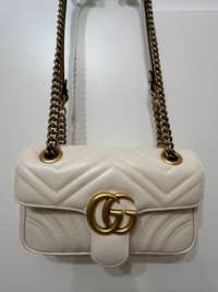 Сумка Gucci White GG Marmont .
