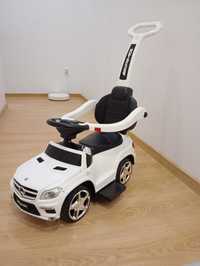 Детска кола за яздене с дръжка Chipolino Mercedes Benz GL63 AMG Бяла