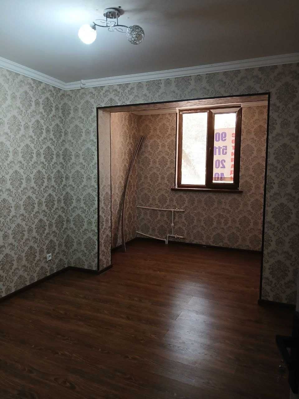 Продается  2 x комнатная  квартира  ор р Центральная аптека