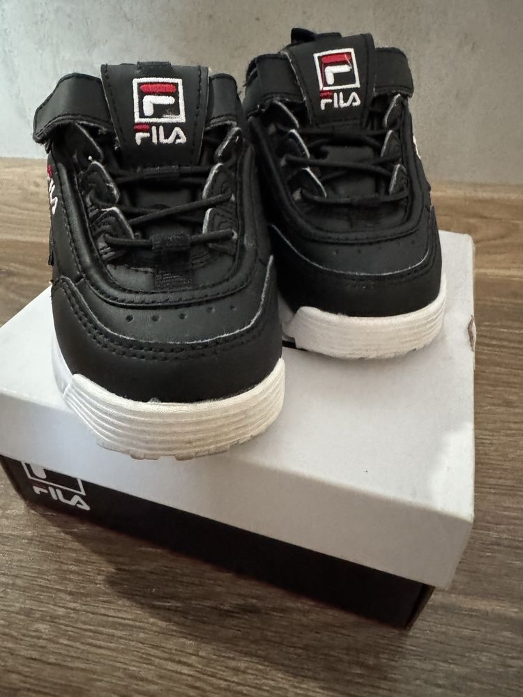 Детски маратонки Fila