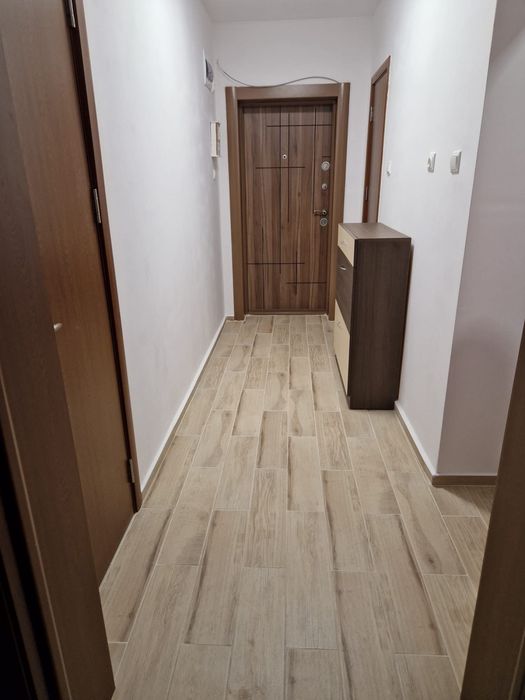 Продава се Тристаен апартамент в Русе, Алеи Възраждане - 85 кв.м за 1038 €/кв.м - Снимка #10