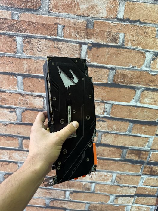 Rtx 2080ti Aurus ideal